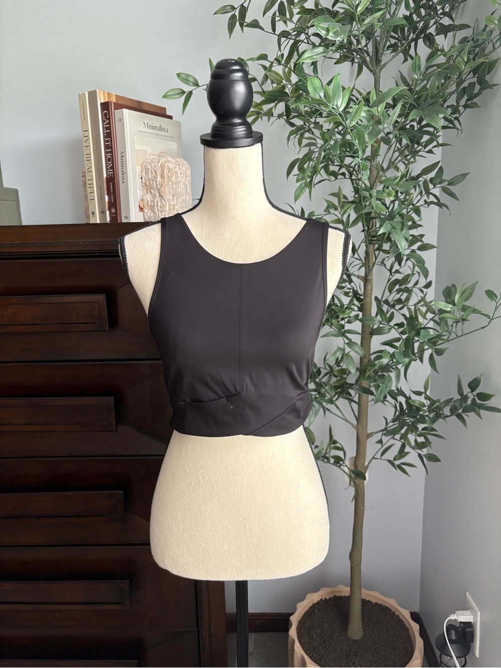 Lululemon Final Mile Crop Tank Top Size 8